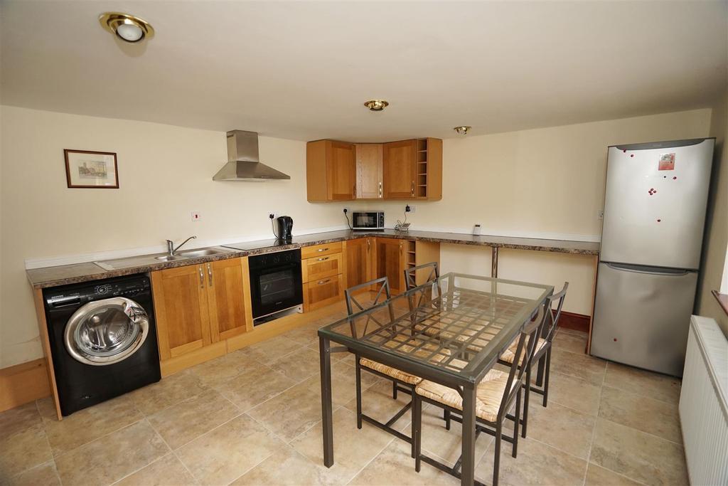 Owens Row, Horwich, Bolton 1 bed cottage £120,000
