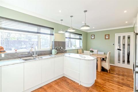 26a Bramber Road, Worthing, BN14 8QB