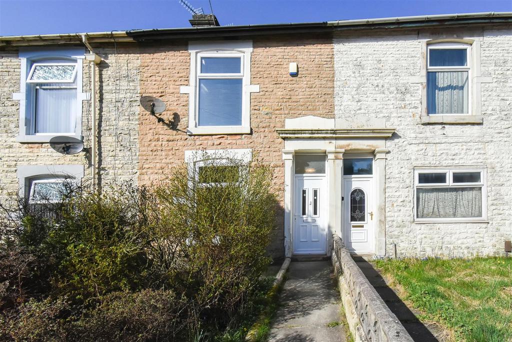 Dove Lane, Darwen 2 bed terraced house £89,995