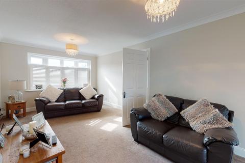 27 Highfields Avenue, Beltinge, Herne Bay, CT6 6LR