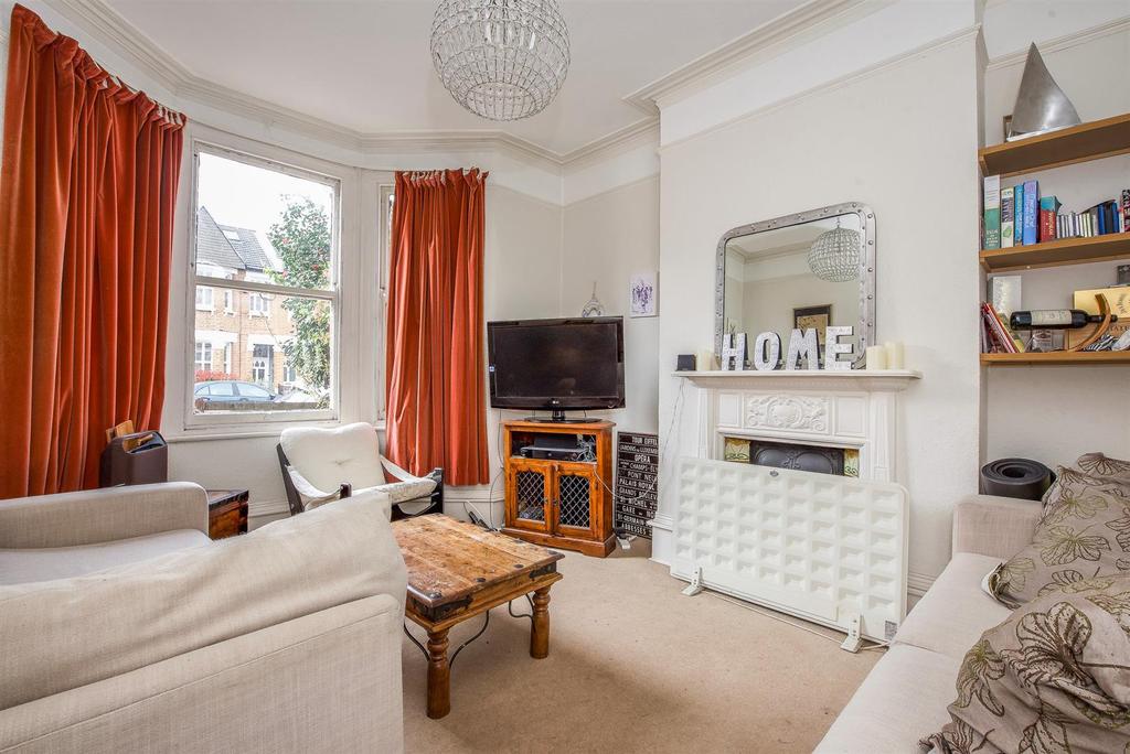 Grove Avenue, Twickenham 3 bed terraced house £900,000