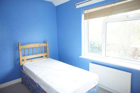103 Mayfield Drive, Caversham, Reading, RG4 5JR