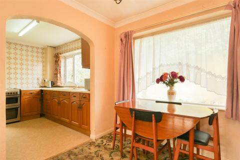 11 Beecroft Gardens, Leeds, LS13 3JJ