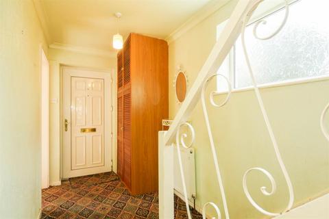 11 Beecroft Gardens, Leeds, LS13 3JJ