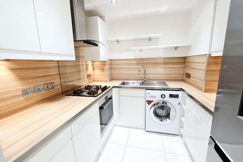 2 bedroom flat to rent, Manor garden, Holloway