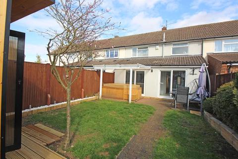 28 Almonds Lane, Stevenage, SG1 3RR