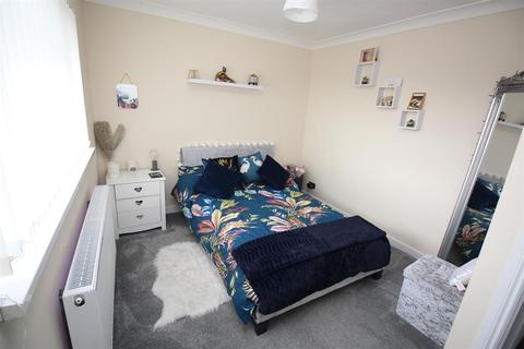 28 Almonds Lane, Stevenage, SG1 3RR