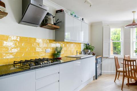 78 Springdale Road, London, N16 9NX