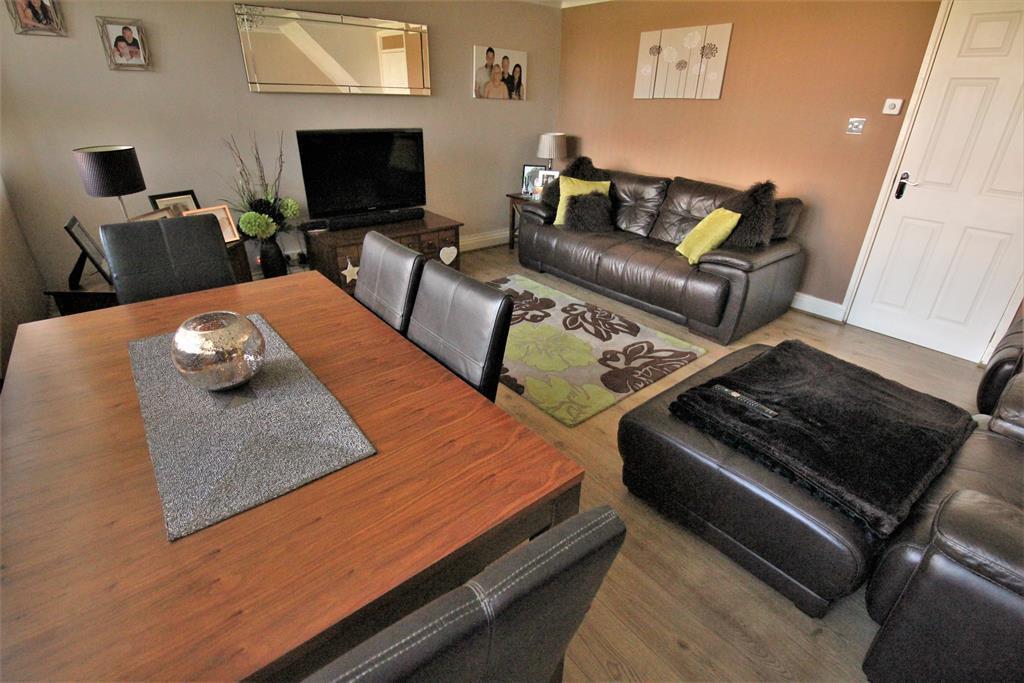 Reverse angle of lounge diner