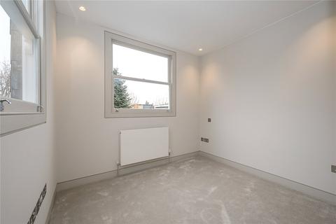 Flat 3, 35 Leythe Road, London, W3 8AW