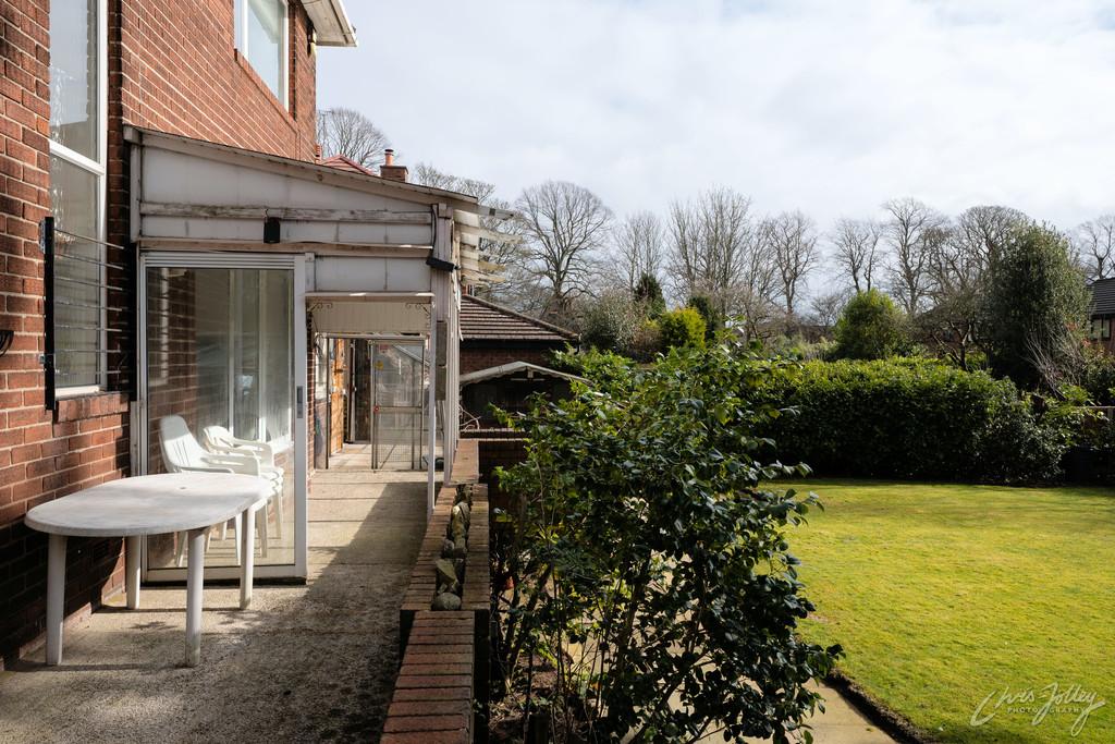 Loggia to garden