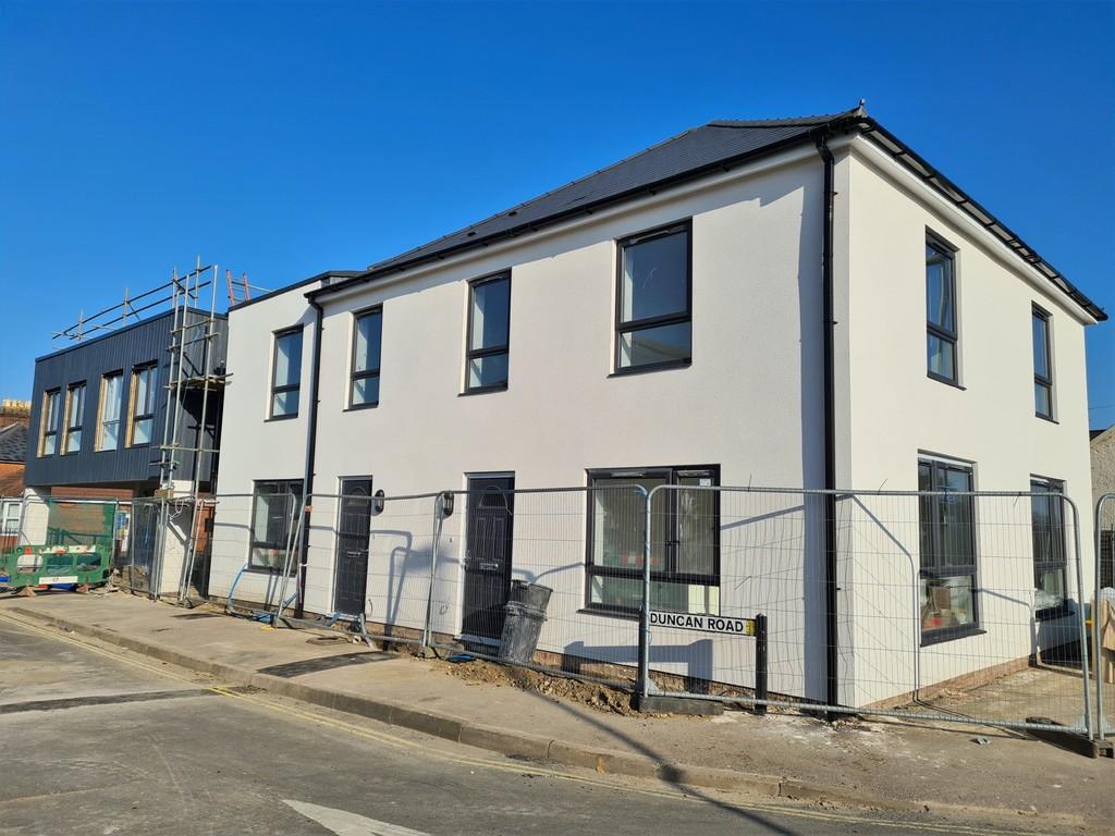 Botley Road, Park Gate 3 bed £1,250 pcm (£288 pw)