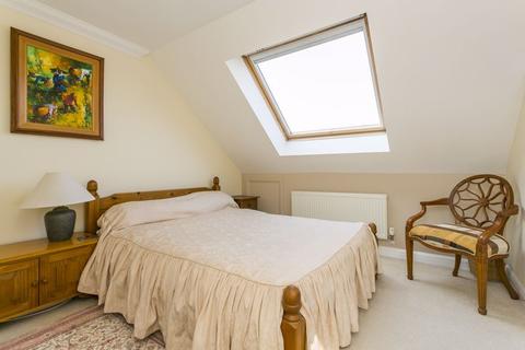 25 Copper Beech View, Tonbridge, TN9 2HF