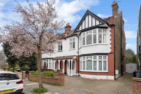 20 Warwick Road, London, E11 2DZ