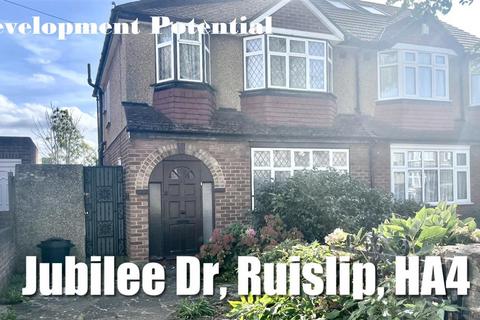 3 bedroom semi-detached house for sale - Jubilee Drive, Ruislip