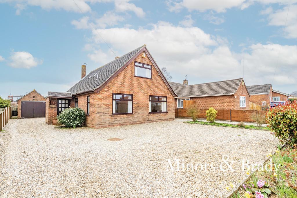St. Williams Way, Norwich 3 bed detached bungalow £325,000