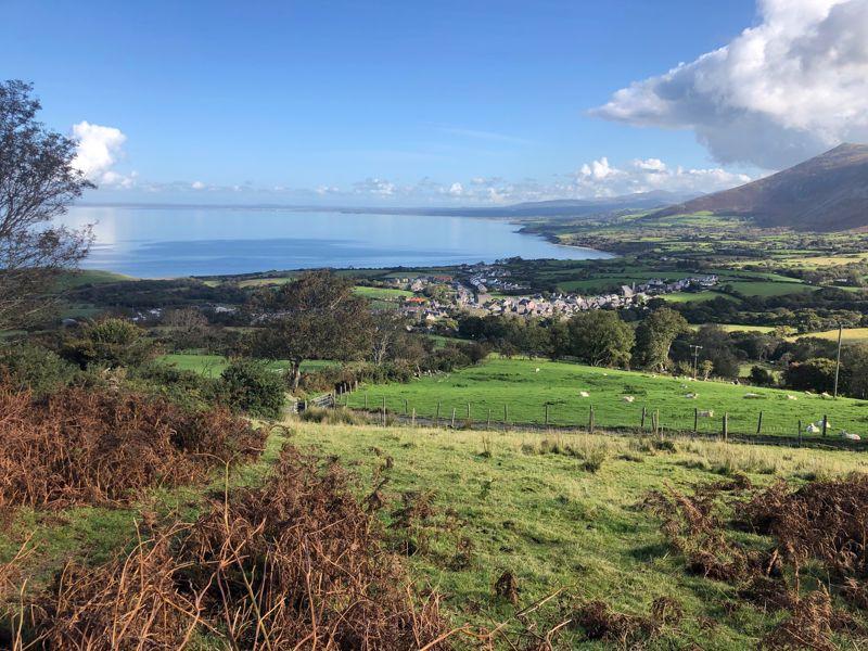 Trefor, Caernarfon, Gwynedd. By Online Auction Provisional bidding