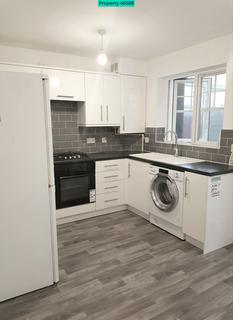 2 bedroom terraced house to rent, Spinnaker Drive, Portsmouth, PO2