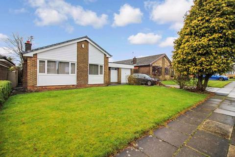 43 Freckleton Drive, Bury, BL8 2JA