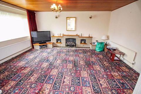 43 Freckleton Drive, Bury, BL8 2JA