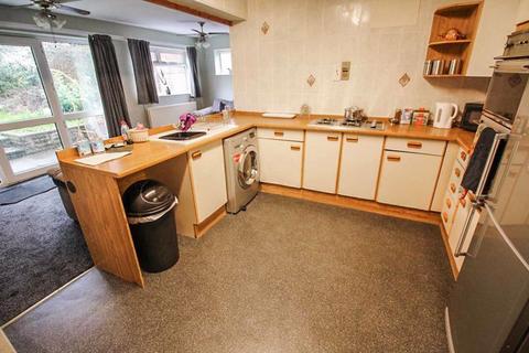 43 Freckleton Drive, Bury, BL8 2JA