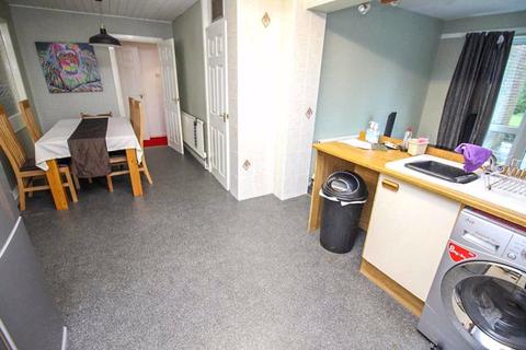 43 Freckleton Drive, Bury, BL8 2JA