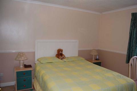 65 Duncombe Road, Bolton, BL3 3FE