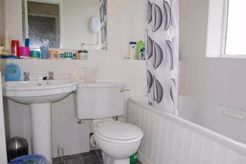 65 Duncombe Road, Bolton, BL3 3FE