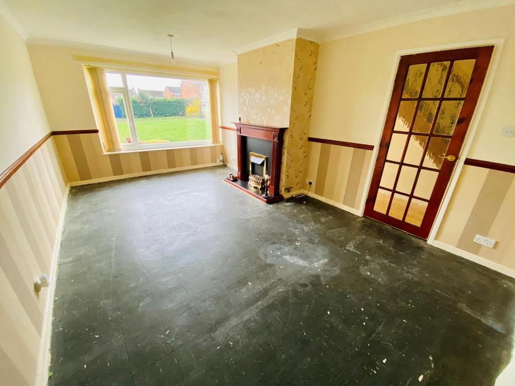 Living Room.jpg