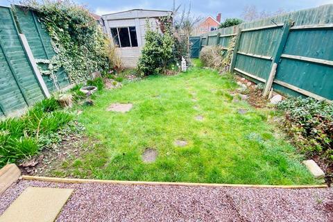24 Laburnum Grove, Warwick, CV34 5TG