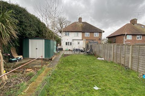 43 Briars Lane, Hatfield, AL10 8ES