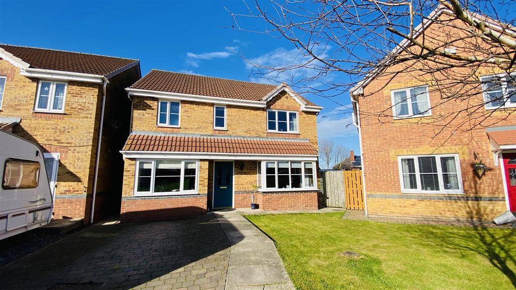 St. Helens Drive, Seaham 4 bed detached house £235,000