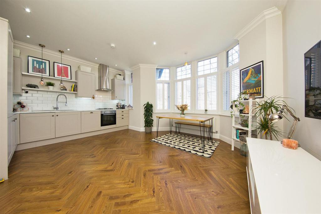 44 Marlborough Rd 1225.jpg