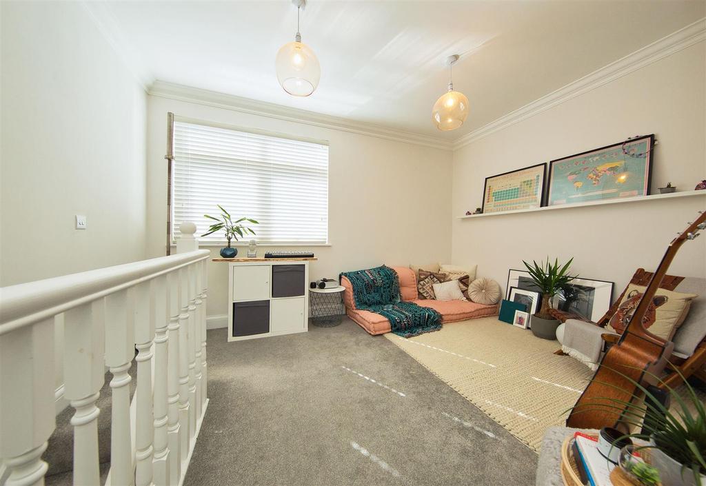 44 Marlborough Rd 1216.jpg
