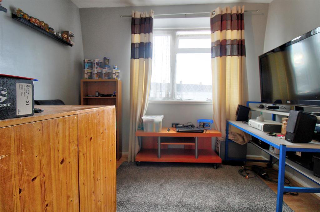 Bedroom 3.jpg
