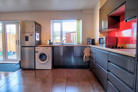 4 Coleshill Drive, Bristol, BS13 9QU