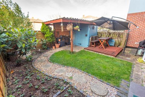 29 Odencroft Road, Slough, SL2 2BS