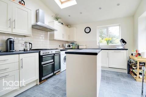 162 Wolverhampton Road South, Birmingham, B32 2BG