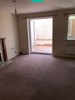 2 bedroom end of terrace house to rent, Hollowell Close, Rushden, NN10 0YY