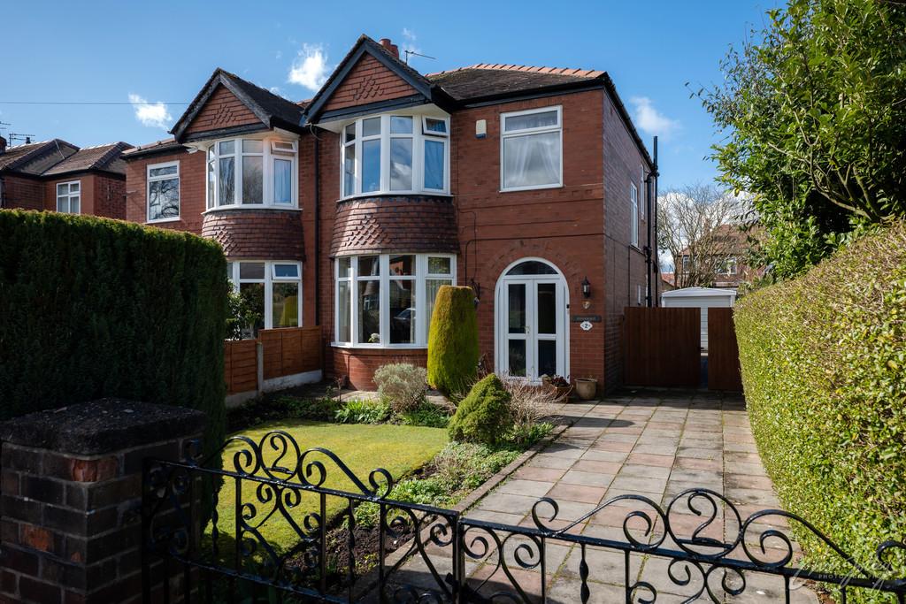 Brooklands Road, Hazel Grove, Stockport SK7 6LF 3 bed semidetached