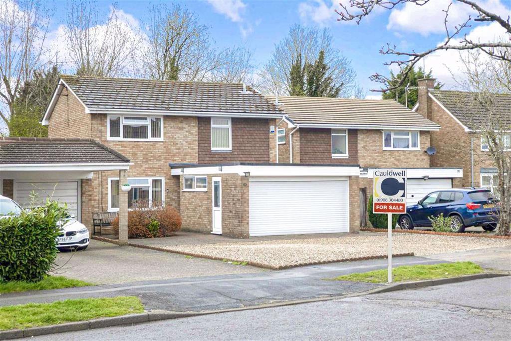 Windmill Hill Drive, Bletchley, Milton Keynes, Bucks 4 bed detached