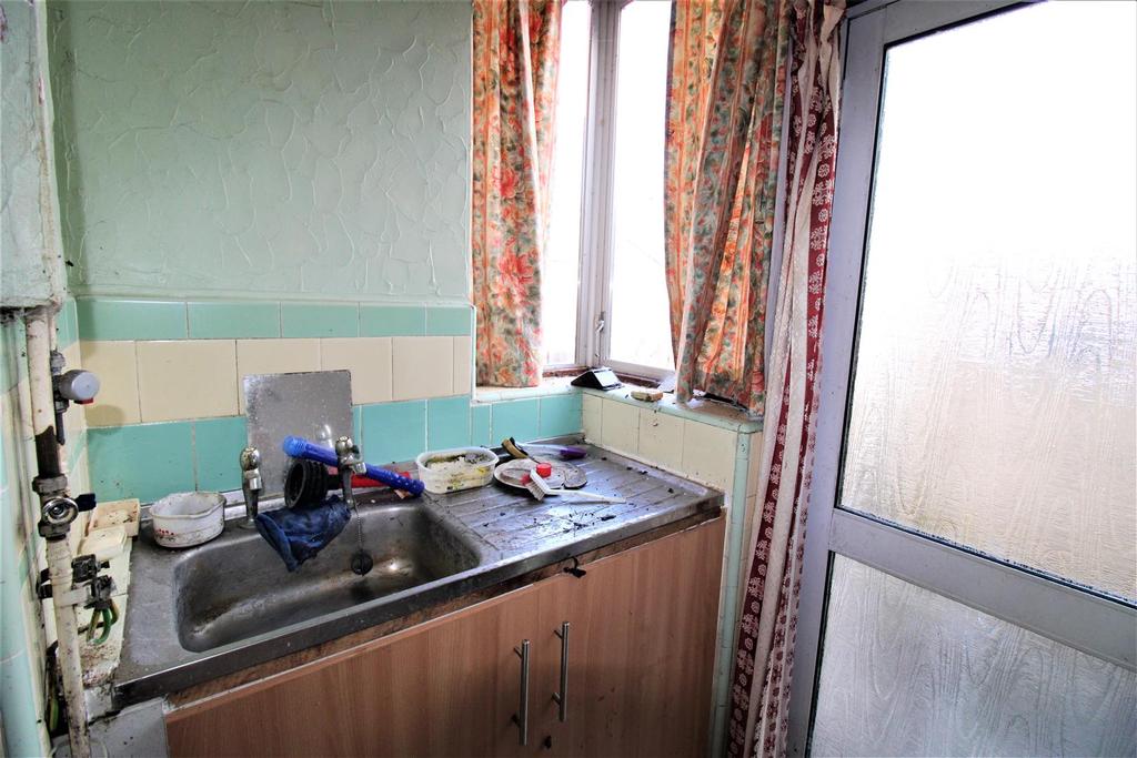 KITCHEN SINK.jpg
