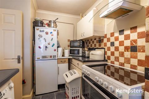 32 Galey Green, South Ockendon, RM15 5BP