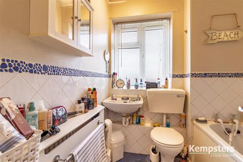32 Galey Green, South Ockendon, RM15 5BP