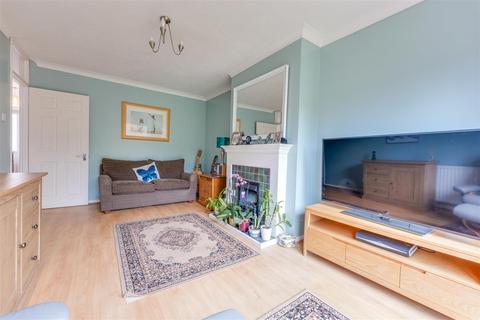 4 Boyton Close, Benfleet, SS7 3BJ