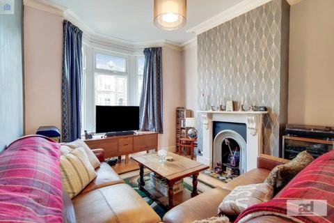 23 Malta Road, London, E10 7JT