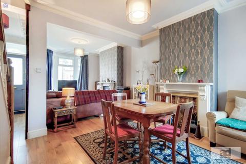 23 Malta Road, London, E10 7JT