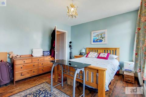 23 Malta Road, London, E10 7JT