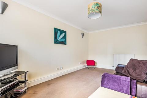 27 New Meadow, Ascot, SL5 8NF