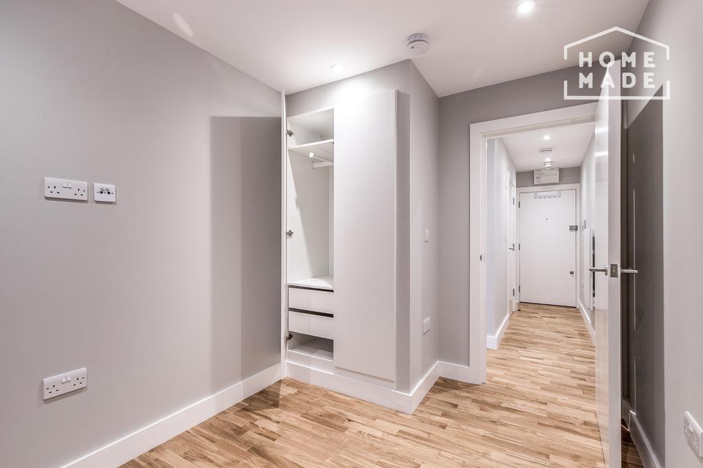 40113-0005 Bedroom 07-2020-71616756087161680851...
